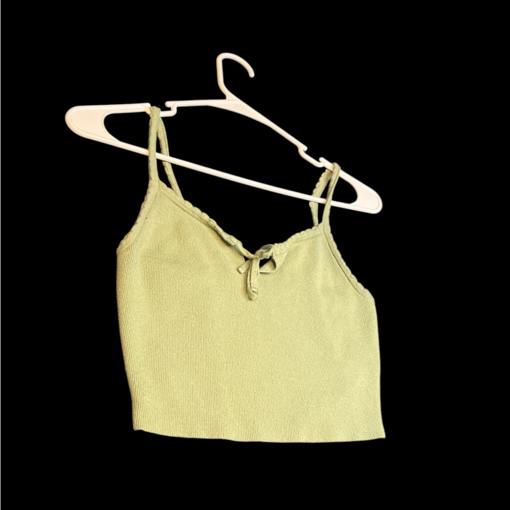 Green Sleeveless Crop Camisole with Tie Front